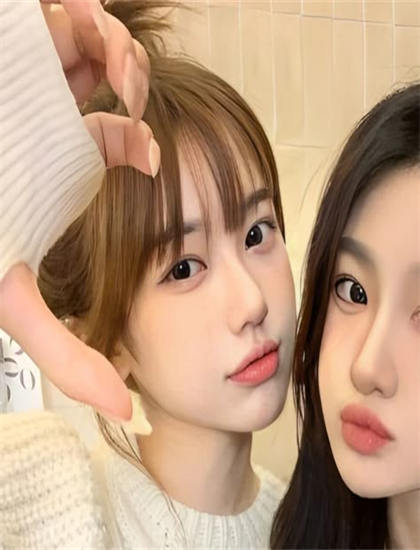 高清电影海报-女成午夜 免费视频